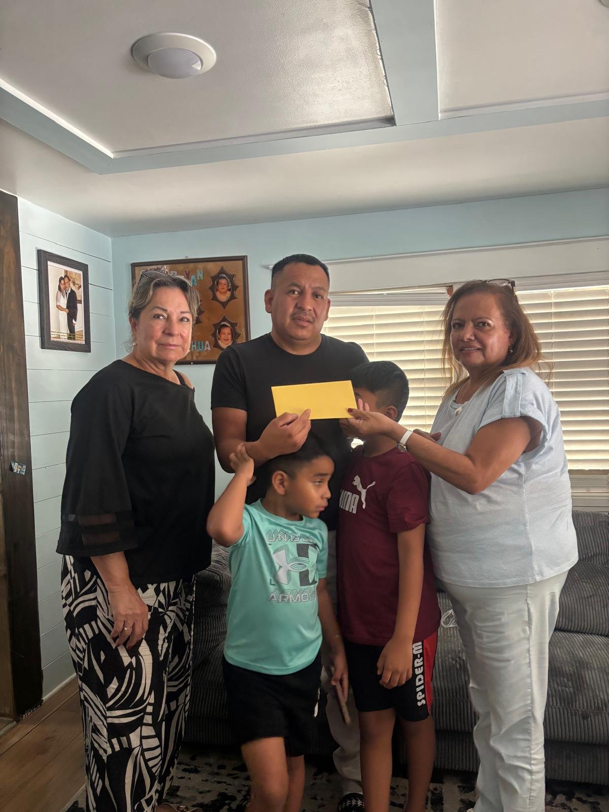 Manos que Ayudan